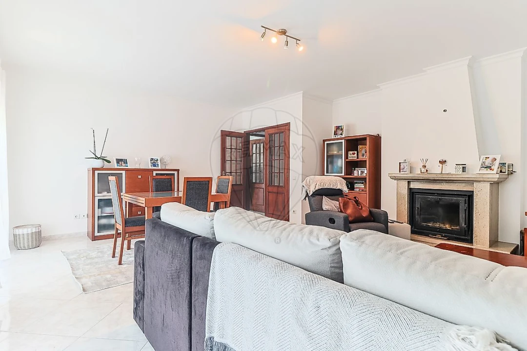 Apartamento T3 para Venda em Buarcos Foto 1