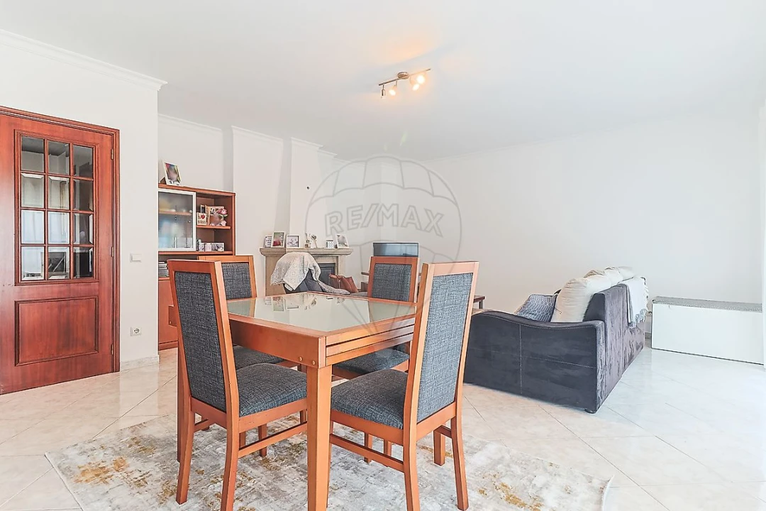 Apartamento T3 para Venda em Buarcos Foto 6