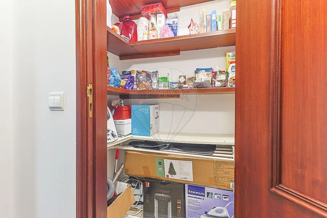 Apartamento T3 para Venda em Buarcos Foto 12