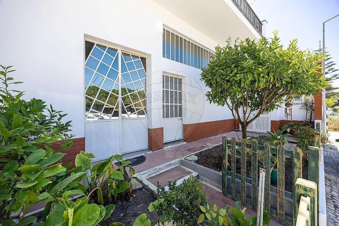 Moradia T6 para Venda em Caparica e Trafaria Foto 30