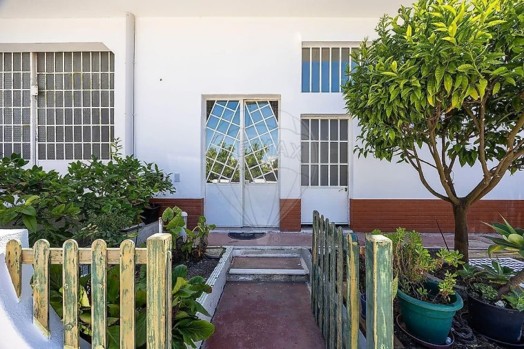 Moradia T6 para Venda em Caparica e Trafaria Foto 29