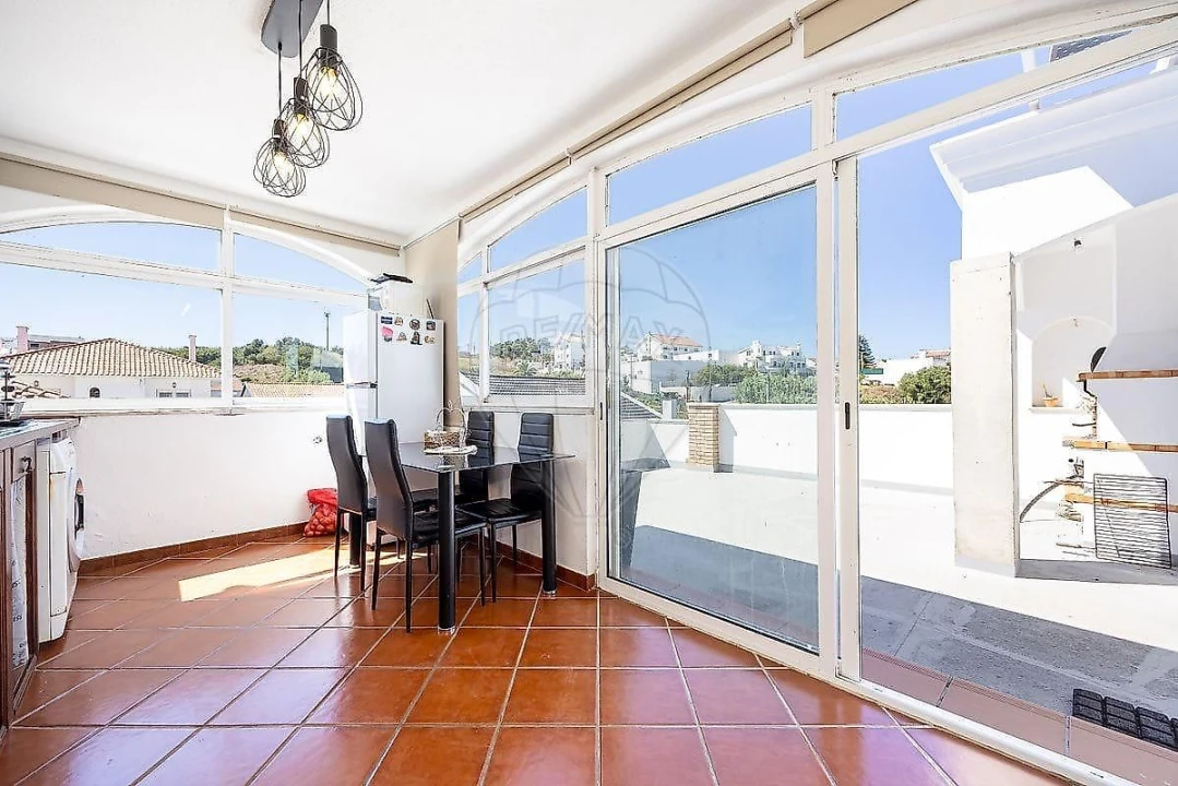 Moradia T6 para Venda em Caparica e Trafaria Foto 33