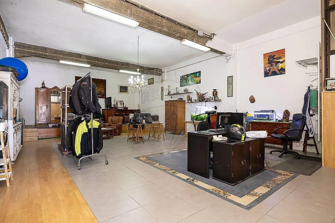 Moradia T6 para Venda em Caparica e Trafaria Foto 10