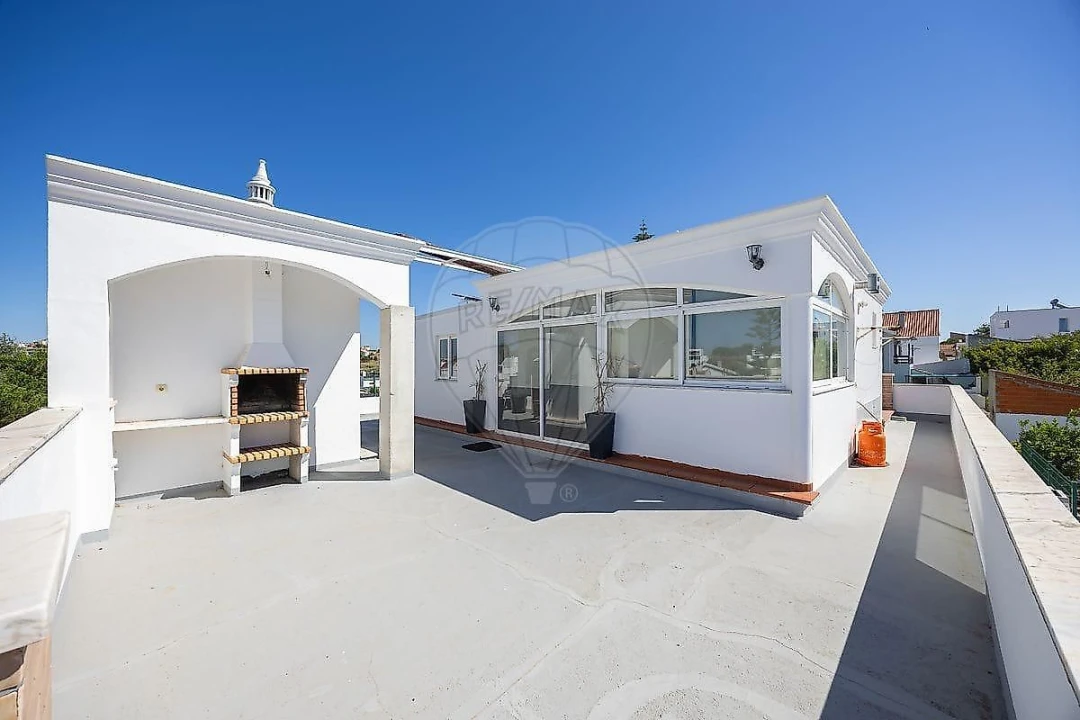 Moradia T6 para Venda em Caparica e Trafaria Foto 32