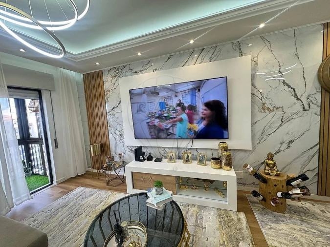 Apartamento T2 para Arrendamento em Rio de Mouro Foto 3