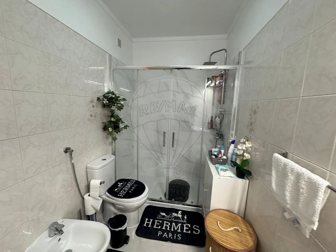 Apartamento T2 para Arrendamento em Rio de Mouro Foto 19