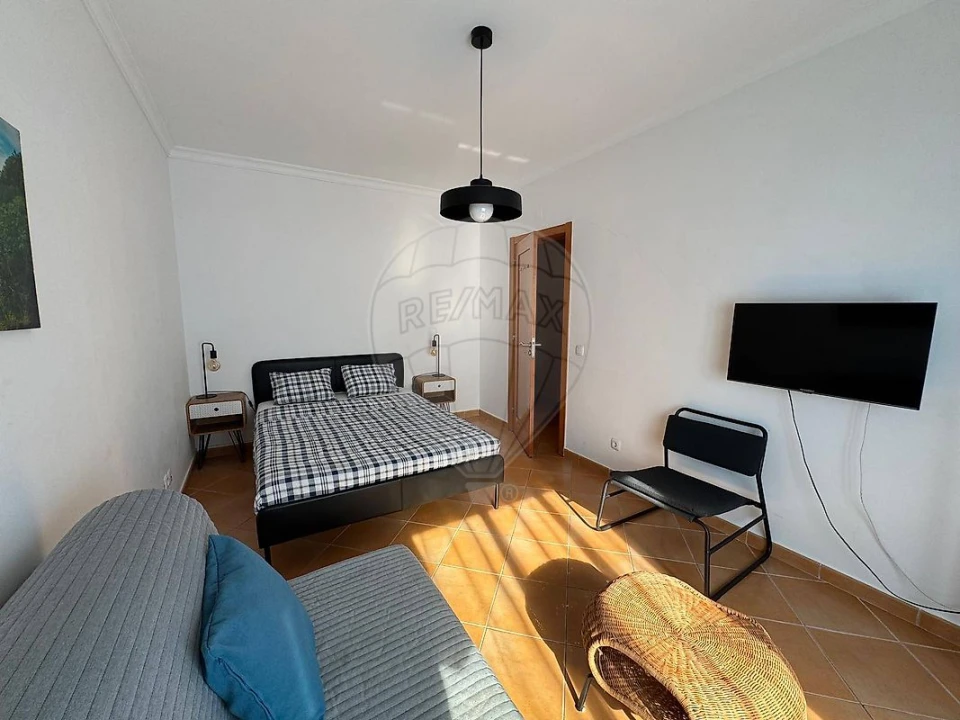 Apartamento T1 para Arrendamento em Armação de Pera Foto 7