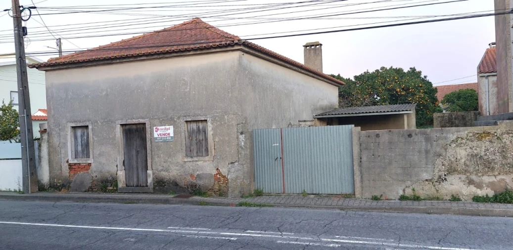 Moradia T2 para Venda em Monte Real e Carvide