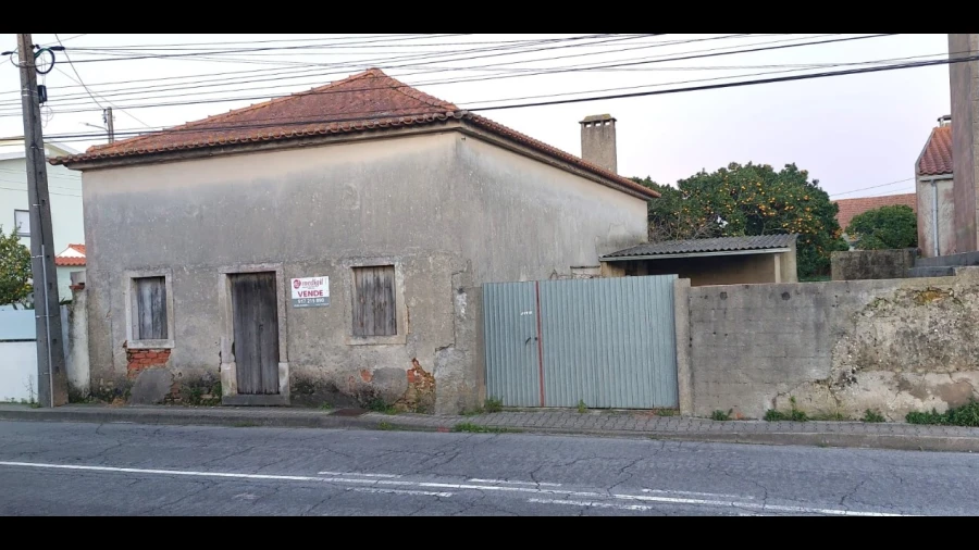 Moradia T2 para Venda em Monte Real e Carvide