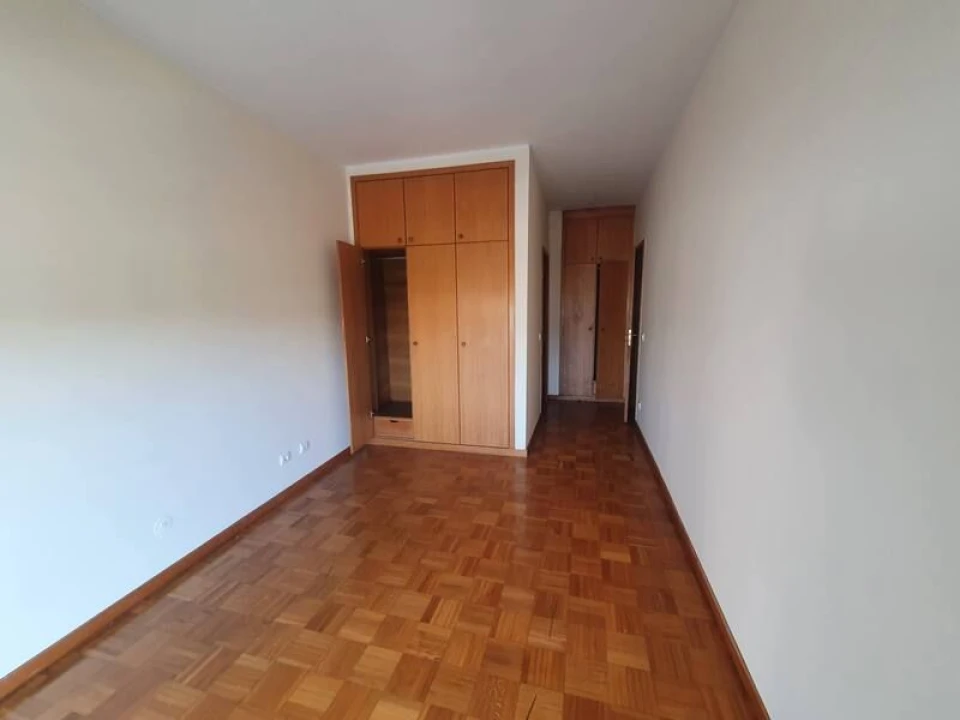 Apartamento T2 para Venda em Rio Tinto Foto 7