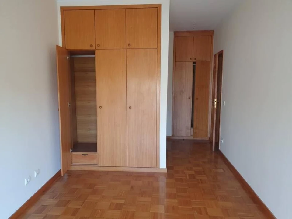 Apartamento T2 para Venda em Rio Tinto Foto 9
