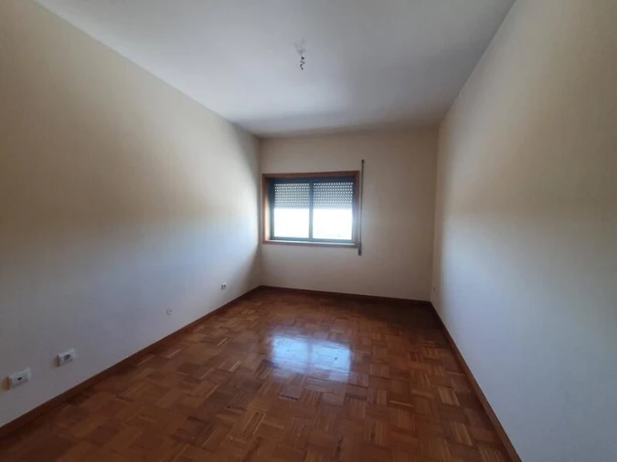 Apartamento T2 para Venda em Rio Tinto Foto 8