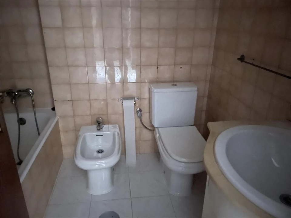 Apartamento T2 para Venda em Cidade da Maia Foto 11