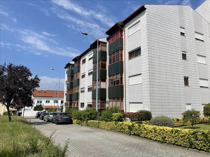 Apartamento T2 para Venda em Cidade da Maia Foto 12