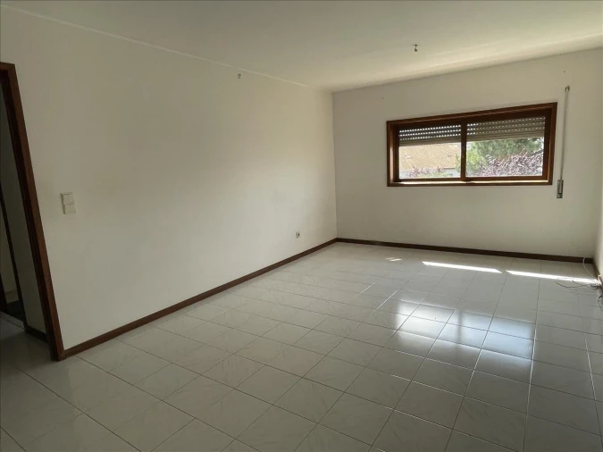 Apartamento T2 para Venda em Cidade da Maia Foto 3
