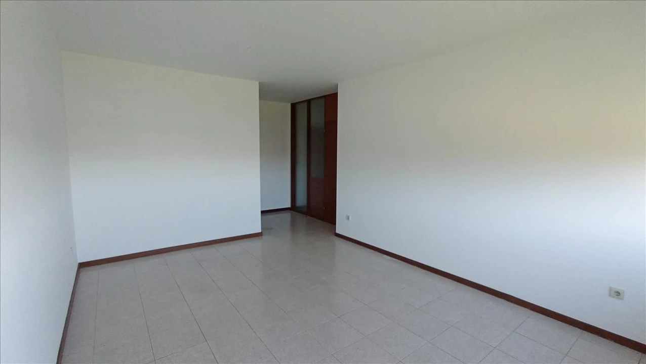 Apartamento T4 para Venda em Perafita, Lavra e Santa Cruz do Bispo Foto 3