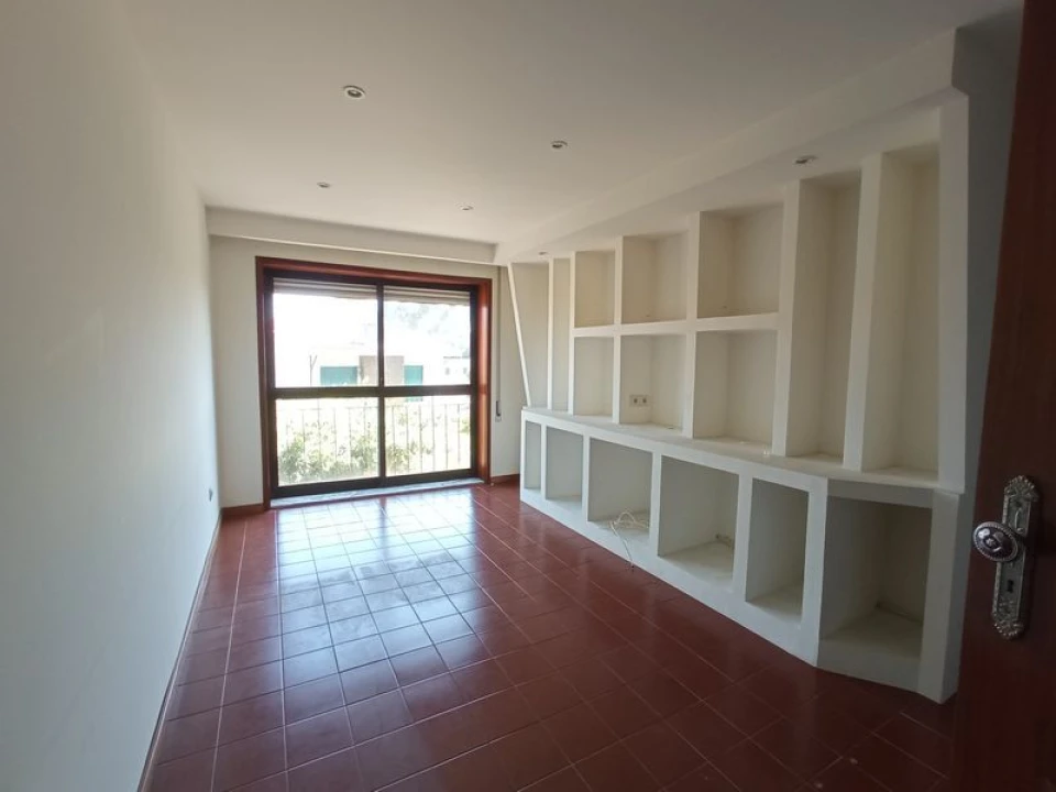 Apartamento T2 para Venda em Rio Tinto Foto 2