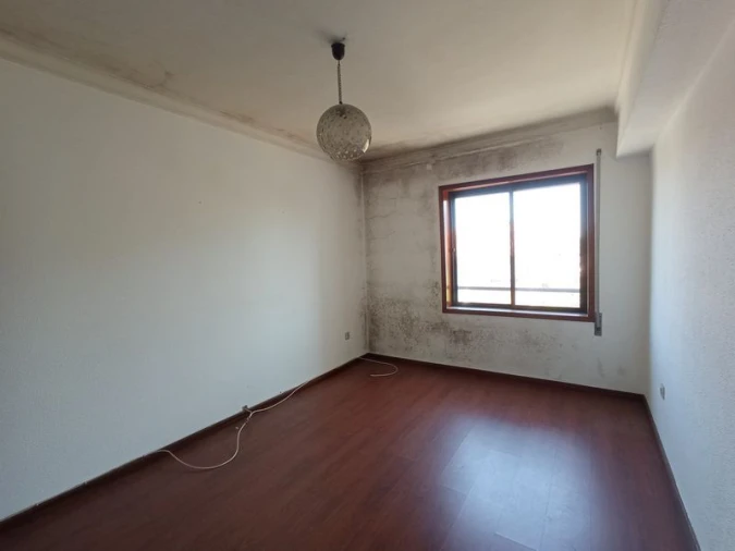 Apartamento T2 para Venda em Rio Tinto Foto 5