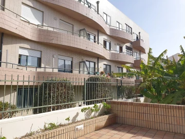 Apartamento T1 para Venda em Gulpilhares e Valadares
