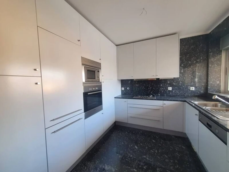 Apartamento T3 para Venda em Bonfim Foto 4