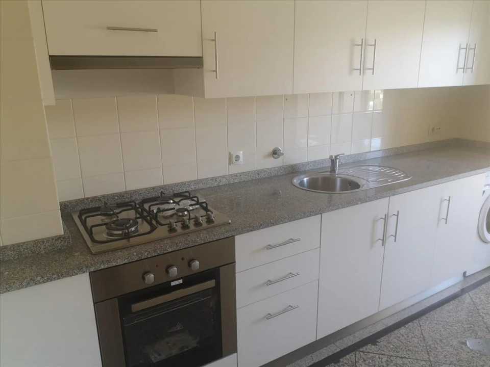 Apartamento T1 para Venda em Rebordosa Foto 11