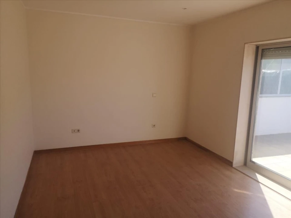 Apartamento T1 para Venda em Rebordosa Foto 7