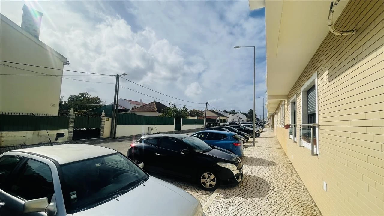 Apartamento T4 para Venda em Pinhal Novo Foto 17