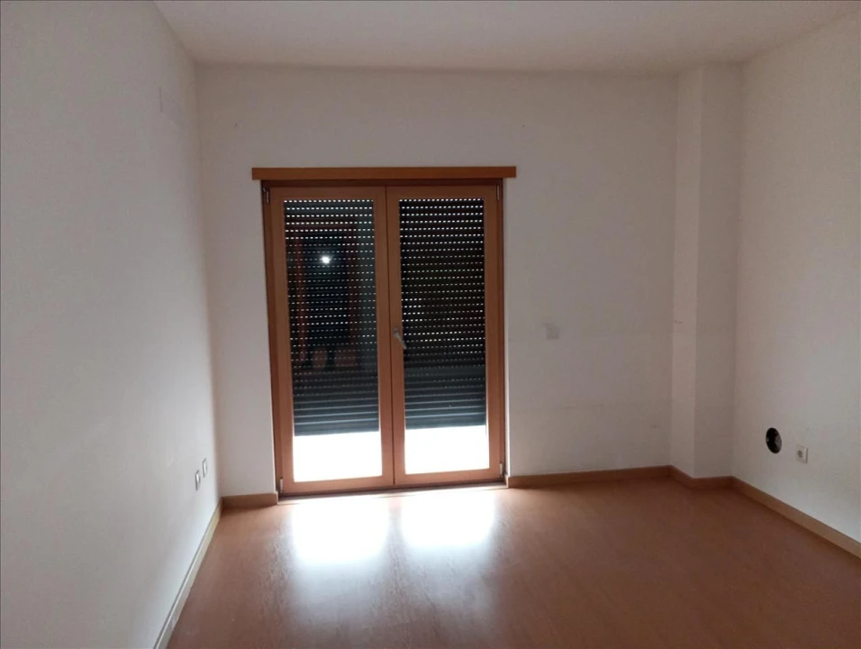 Apartamento T4 para Venda em Pinhal Novo Foto 9