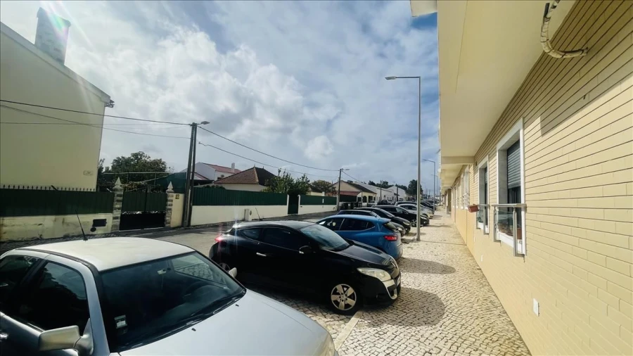 Apartamento T4 para Venda em Pinhal Novo Foto 17