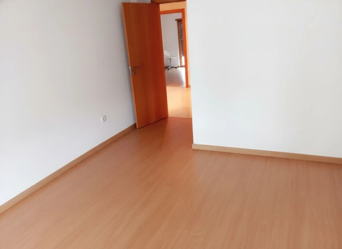 Apartamento T4 para Venda em Pinhal Novo Foto 4