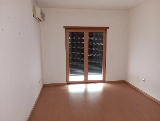Apartamento T4 para Venda em Pinhal Novo Foto 8