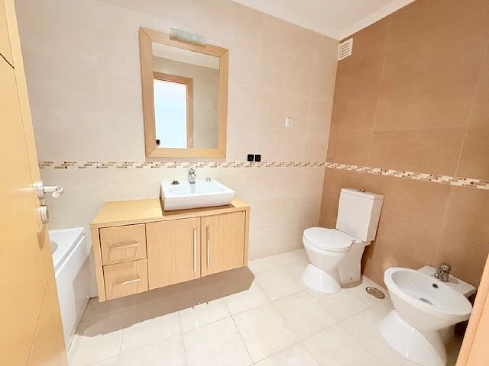 Apartamento T2 para Venda em Sande Vila Nova e Sande São Clemente Foto 14