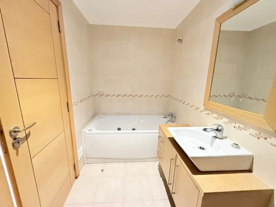 Apartamento T2 para Venda em Sande Vila Nova e Sande São Clemente Foto 16