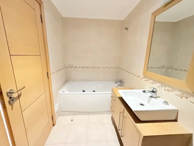 Apartamento T2 para Venda em Sande Vila Nova e Sande São Clemente Foto 16