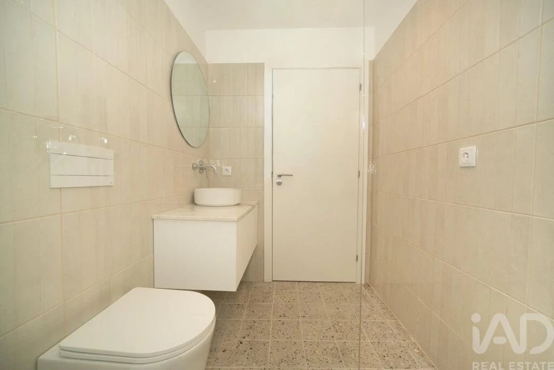 Apartamento T2 para Venda em São Vicente Foto 10