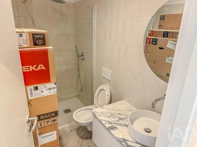 Apartamento T2 para Venda em São Vicente Foto 4