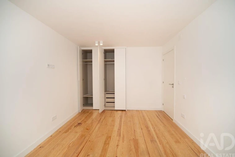 Apartamento T2 para Venda em São Vicente Foto 9