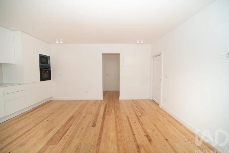 Apartamento T2 para Venda em São Vicente Foto 2