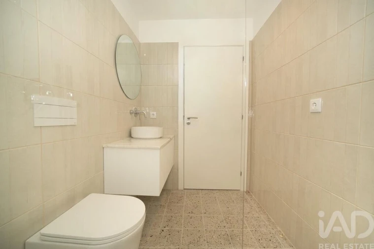 Apartamento T2 para Venda em São Vicente Foto 10