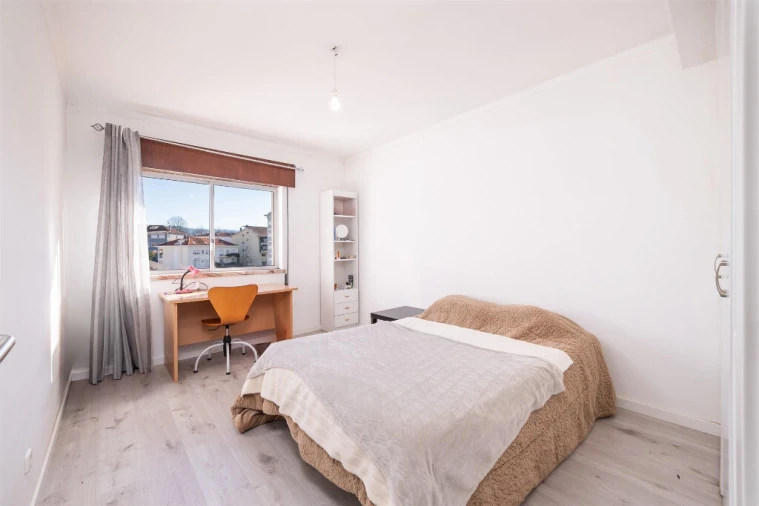 Apartamento T2 para Venda em Santo Antonio dos Olivais Foto 12