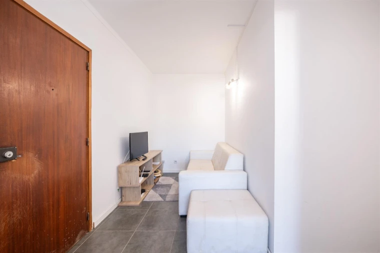 Apartamento T2 para Venda em Santo Antonio dos Olivais Foto 5