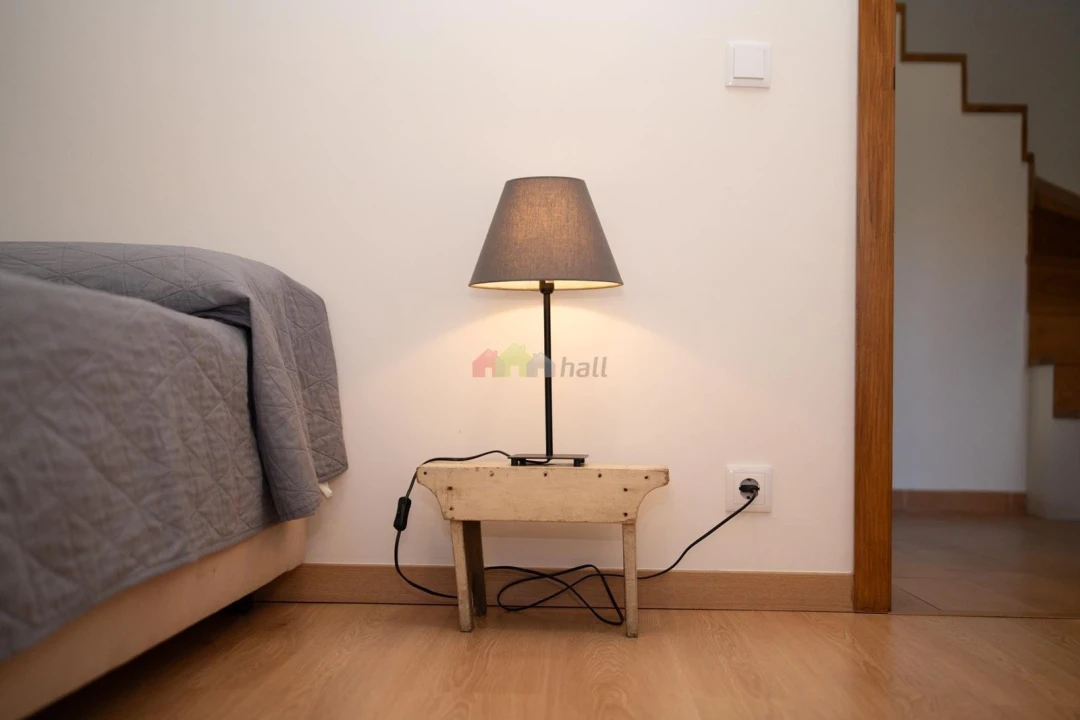 Moradia T5 para Venda em Ramada e Caneças Foto 12