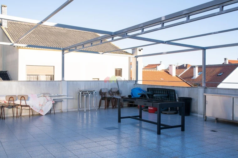 Moradia T5 para Venda em Ramada e Caneças Foto 25