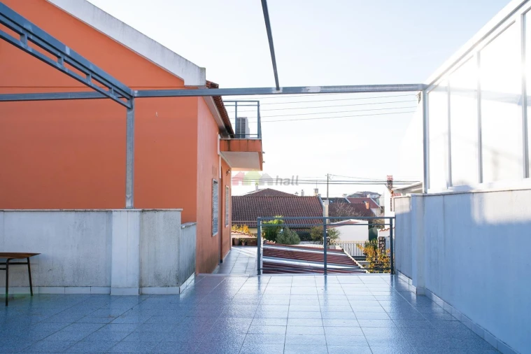 Moradia T5 para Venda em Ramada e Caneças Foto 24