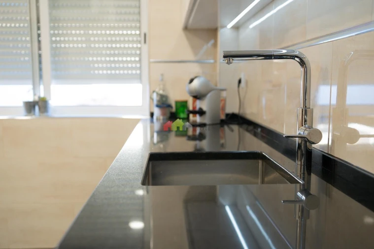 Moradia T5 para Venda em Ramada e Caneças Foto 9