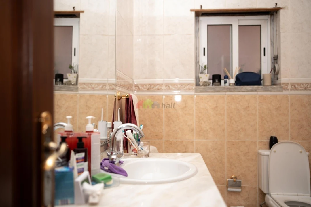 Moradia T5 para Venda em Ramada e Caneças Foto 35