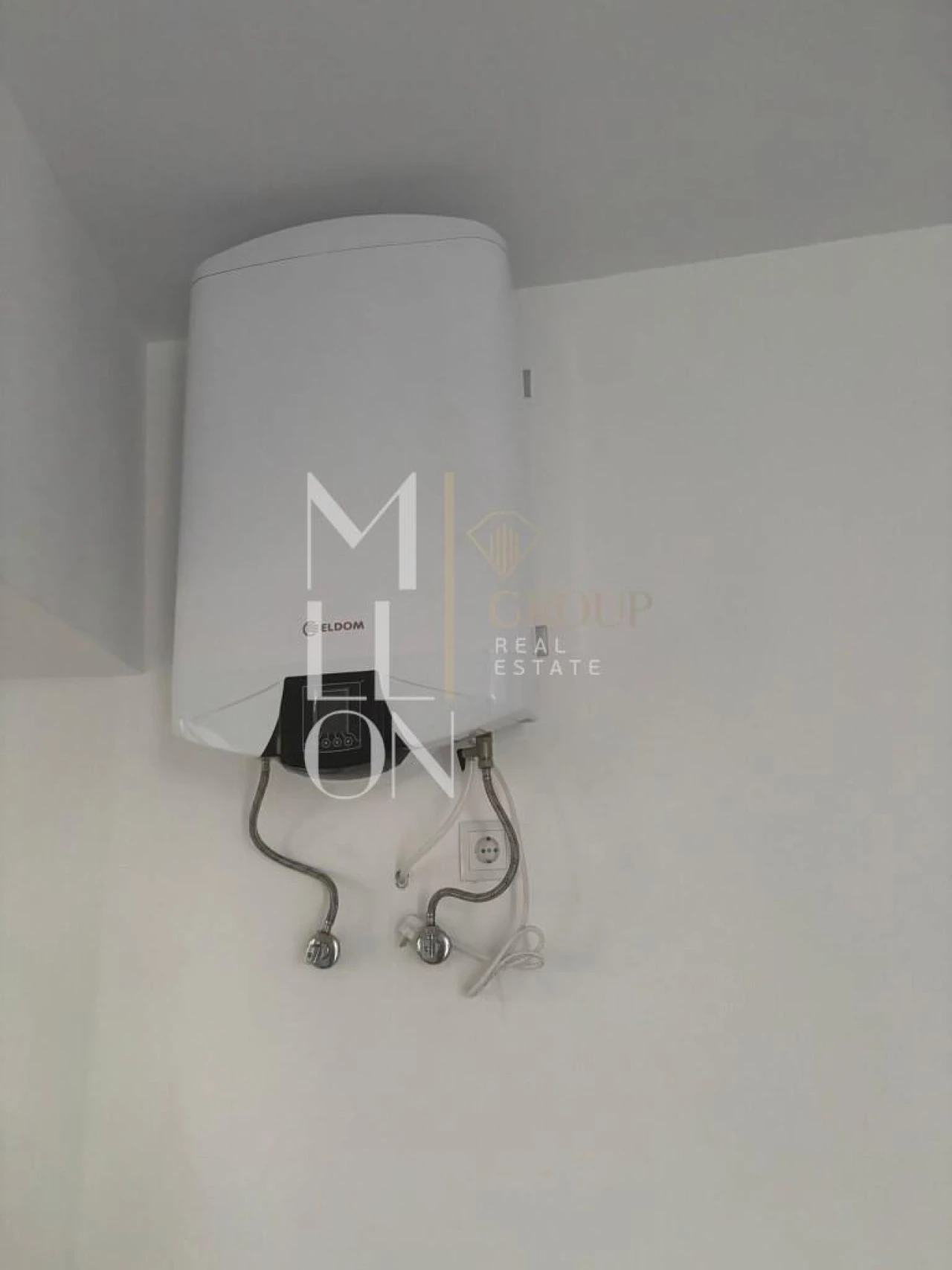 Apartamento T1 para Venda em Tortosendo Foto 6