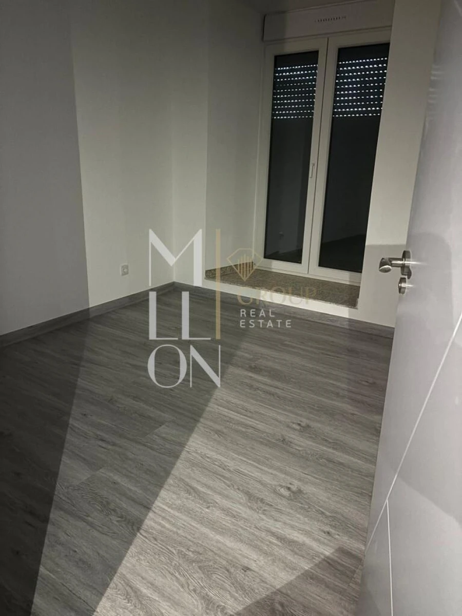 Apartamento T1 para Venda em Tortosendo Foto 2