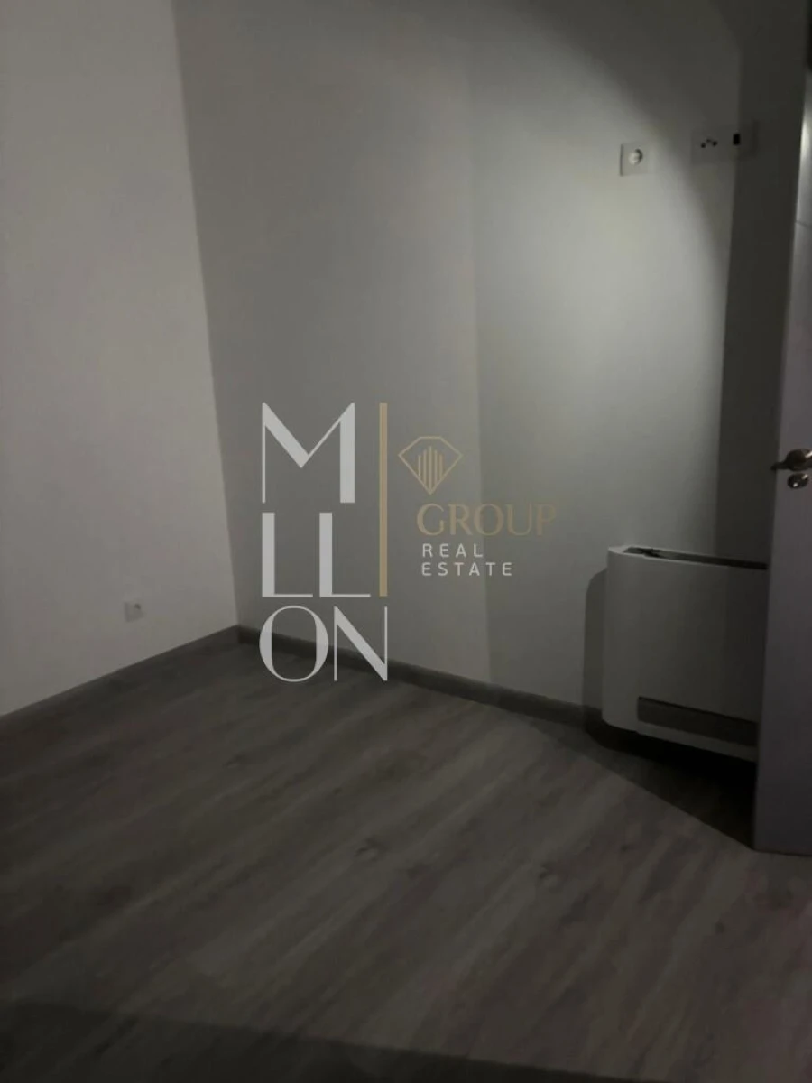 Apartamento T1 para Venda em Tortosendo Foto 7