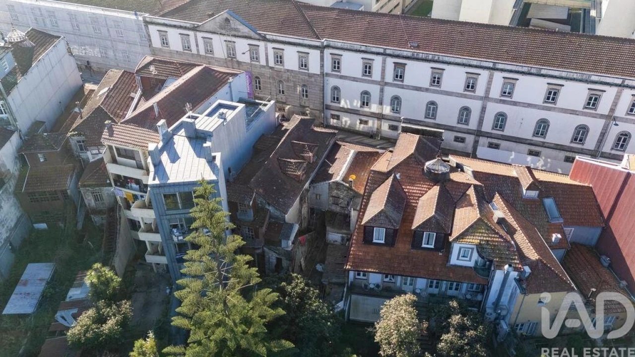 Prédio para Venda em Lordelo do Ouro e Massarelos Foto 5